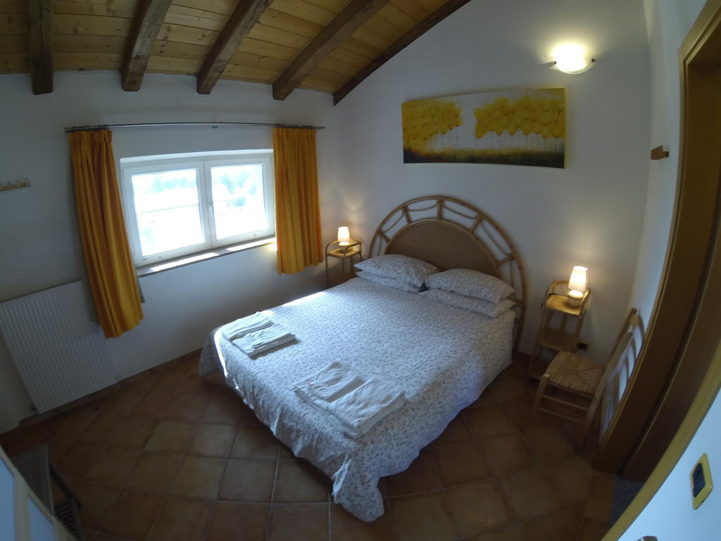 Al Campo Di Sotto Bed & Breakfast Buia Exterior foto