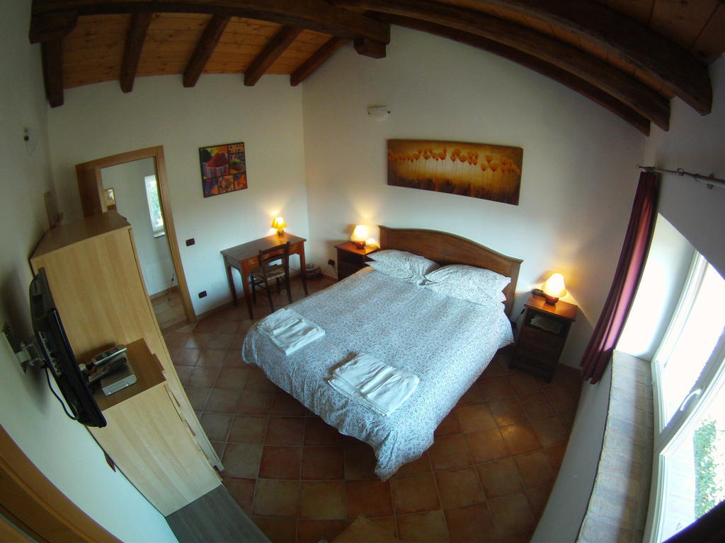 Al Campo Di Sotto Bed & Breakfast Buia Exterior foto
